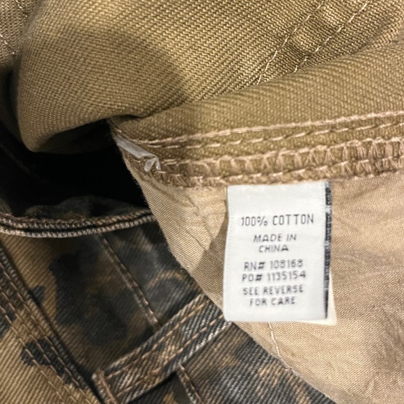 RSQ Leopard Print Women Straight/wide Leg Jeans - Brown and Black size 24 - Picture 7 of 9